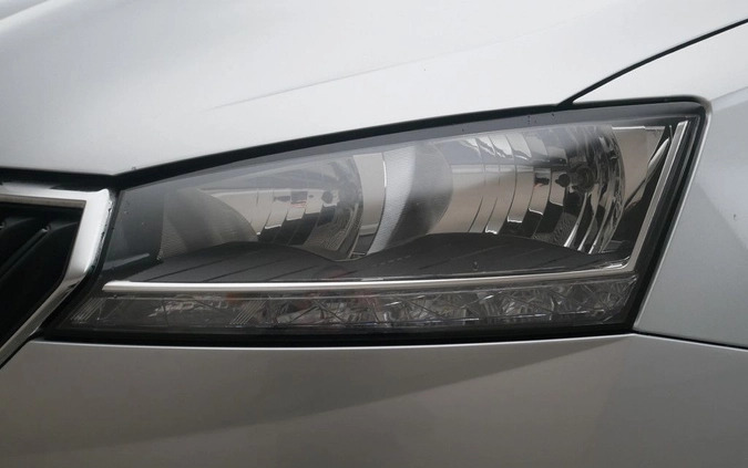 Skoda Fabia cena 45899 przebieg: 82836, rok produkcji 2021 z Grójec małe 137